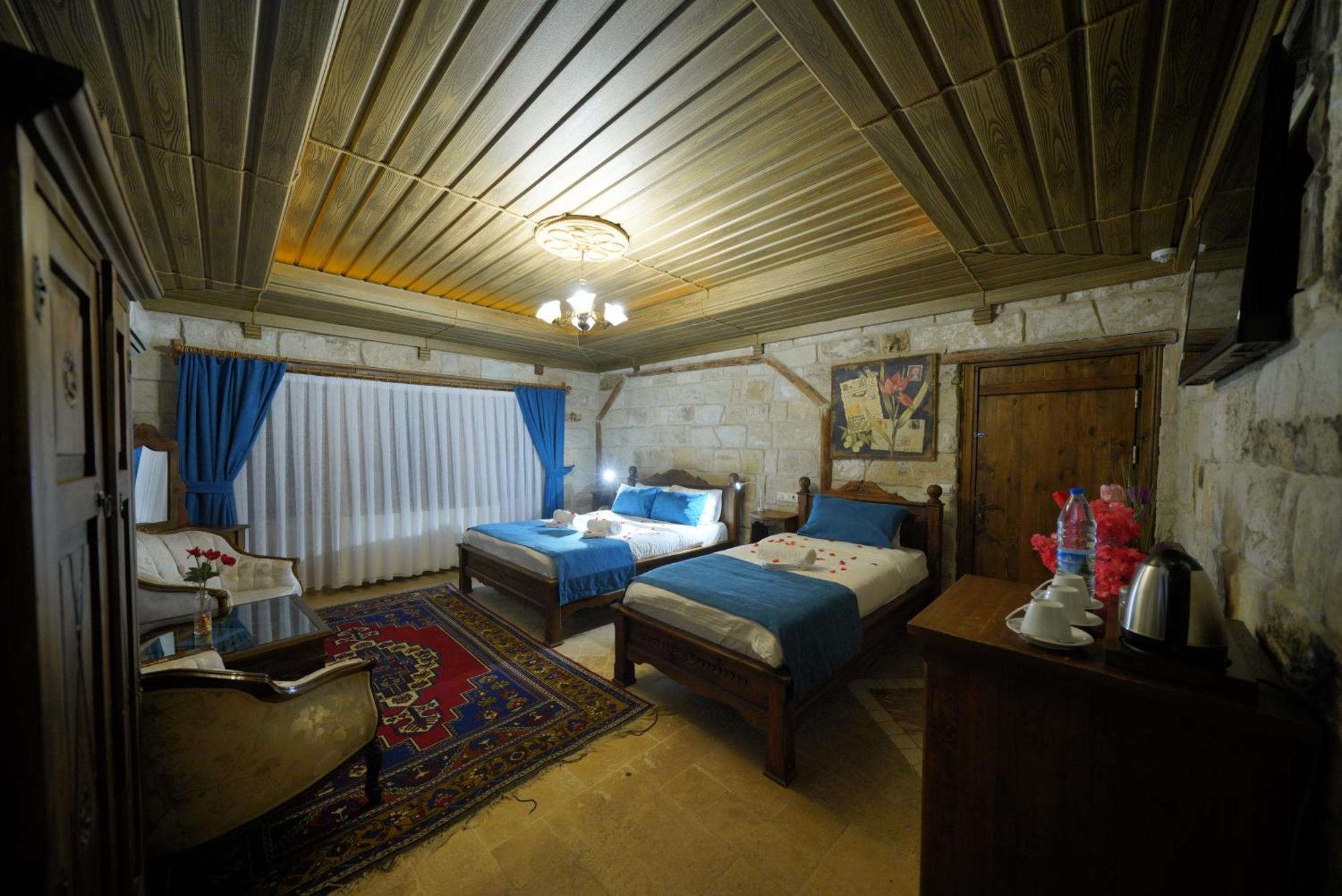 Shoestring Stone House Göreme Kamer foto